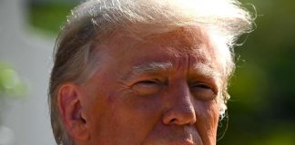 Usa, Trump non cede a pressioni: conferma “annuncio speciale” per martedì