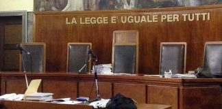 Roma, accuse incrociate genitori-figli: intera famiglia a processo per maltrattamenti