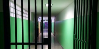Evasione dal carcere di Milano, si costituisce uno dei 5 ancora in fuga