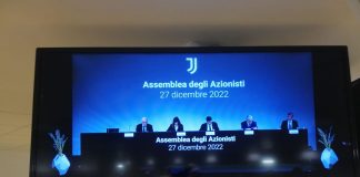 Bilancio Juve in rosso per 238 milioni, Agnelli lascia ma si difende