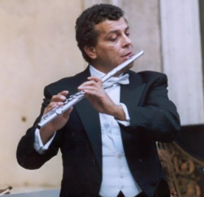 Mantova dice dddio al maestro Roberto Fabiano, flautista di fama internazionale