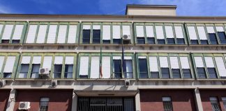 Evasione carcere Beccaria, caccia ai 5 dei 7 detenuti fuggiti