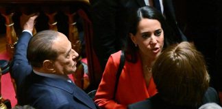 Covid, Ronzulli: “No a messaggio da liberi tutti, errore inserire norme in decreto rave”