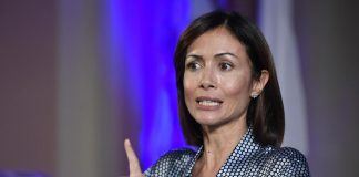 Covid Cina, Carfagna: “Obbligo tampone scelta severa che desta allarme”