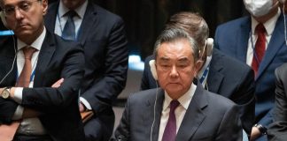 Cina: “Stop bullismo Usa, non puntateci coltello contro”
