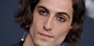 Maneskin, rissa tra fan a concerto. Damiano: “Peggio ragazza con maglia Lazio”