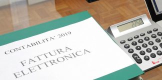 Lotta all’evasione: come si legano flat tax, fattura elettronica e contante?