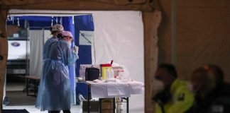 Migranti, nasce un bambino sulla nave Geo Barents