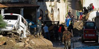 Frana Ischia, incubo maltempo: corsa contro il tempo per trovare i dispersi