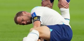 Scommette su vittoria Inghilterra ai Mondiali, 18 mila magliette da ‘buttare’