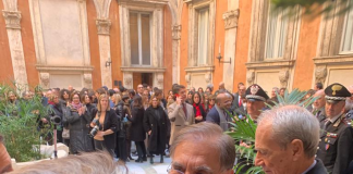 La Russa show per auguri a dipendenti, poi ricorda radici cristiane festa del Natale