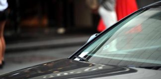 Napoli, false multe sulle auto: “Non è l’Iban del Comune”