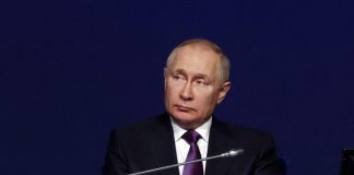 Russia, Putin firma il divieto di manifestare