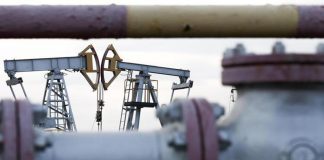 Price cap su petrolio russo, accordo Ue su tetto dei 60 dollari