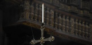 Sbaglia a mettere sveglia, vescovo nel Trevigiano non celebra messa Natale