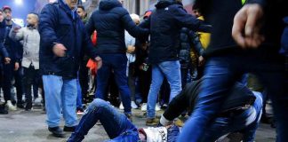 Milano, tifoso marocchino accoltellato mentre cercava di sedare lite: aggressore in fuga