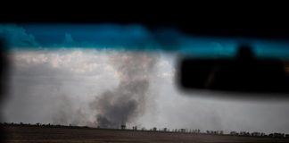 Ucraina, base aerea russa colpita da drone non identificato
