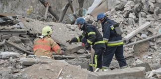 Ucraina, notte di raid russi su Zaporizhzhia: danni a infrastrutture