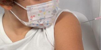 Covid, ok vaccino Pfizer a bimbi under 5: la circolare