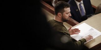Ucraina, “Zelensky presenterà piano di pace il 24 febbraio”