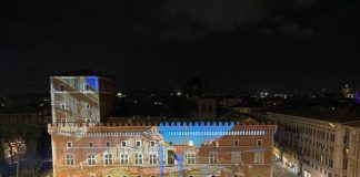 Palazzo Venezia si illumina con le foto di “Roma silenziosa bellezza”