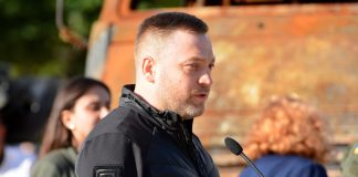 Cade elicottero in Ucraina, 16 morti tra cui il ministro dell’Interno