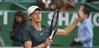 Australian Open, Sinner fatica ma va agli ottavi