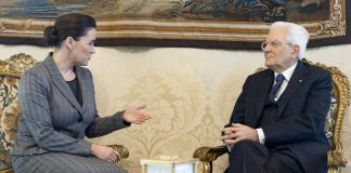 Mattarella “Aiuti all’Ucraina per fare cessare la guerra”