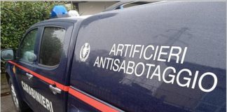 Como, airbag lanciato a capodanno scambiato per ordigno: è panico