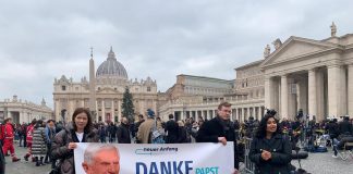 Ratzinger, il ‘grazie’ dei fedeli: “Ha portato alla luce problemi Chiesa”
