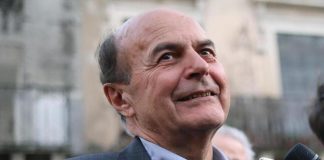 Carburanti, Bersani: “Ma governo sa quanto guadagna benzinaio in Italia?”