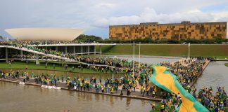 Brasile, Bolsonaro sotto inchiesta per l’assalto alle istituzioni