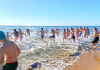 Capodanno, Tradizionale bagno a mare a Tre Fontane