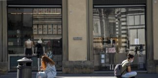 Covid, Minelli: “Infezione che non ha più prerogative di urgenza sociale”
