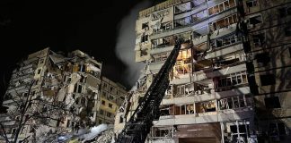 Ucraina, Zelensky: “Dateci armi per fermare terrore Russia”