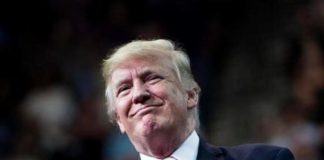 Trump torna su Facebook e Instagram, stop alla sospensione dopo 2 anni