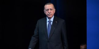 Erdogan apre a Finlandia nella Nato: “Ma non faccia gli errori della Svezia”