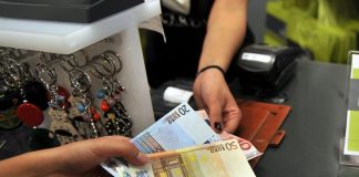 Rallenta l’inflazione, per ora troppo poco: cosa dicono i dati Istat