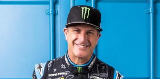 Morto Ken Block, pilota di rally travolto da motoslitta: aveva 55 anni