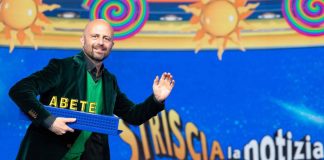 Striscia la Notizia, inviato aggredito e minacciato ad Afragola