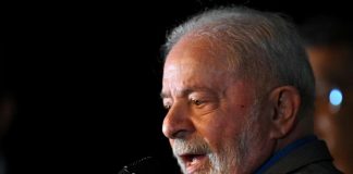Brasile, Lula: “Bolsonaro non vuole riconoscere la sconfitta e si serve di pazzi”