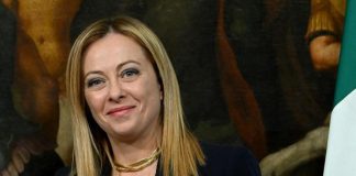Meloni ringrazia per gli auguri: “Fedele a me stessa, non deluderò”