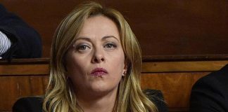 Blitz ambientalisti al Senato, Meloni: “Oltraggioso, incompatibile con protesta civile”