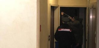Omicidio-suicidio Ortona, soffoca il fratello disabile e si impicca