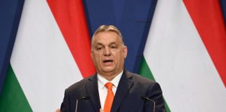 Ucraina, Orbán: “Invio tank è partecipazione diretta, Ungheria non è in guerra con nessuno”