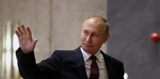 Ucraina, Putin: “Tutto procede secondo i piani”