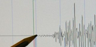 Terremoto in Indonesia, scossa di magnitudo 7.2: allarme tsunami