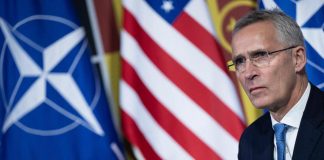 Ucraina, Stoltenberg: “Nato rafforzi la produzione di armi”