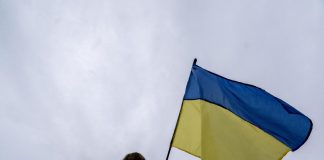 Ucraina, Mattarella: “Facciamoci artigiani di pace”