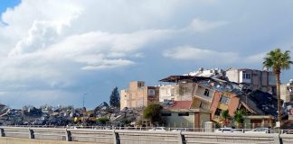 Terremoto tra Turchia e Siria, quasi 5.000 morti. Un italiano disperso